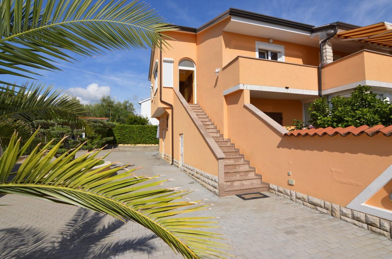 Apartmani Dekovic Materada Пореч Экстерьер фото