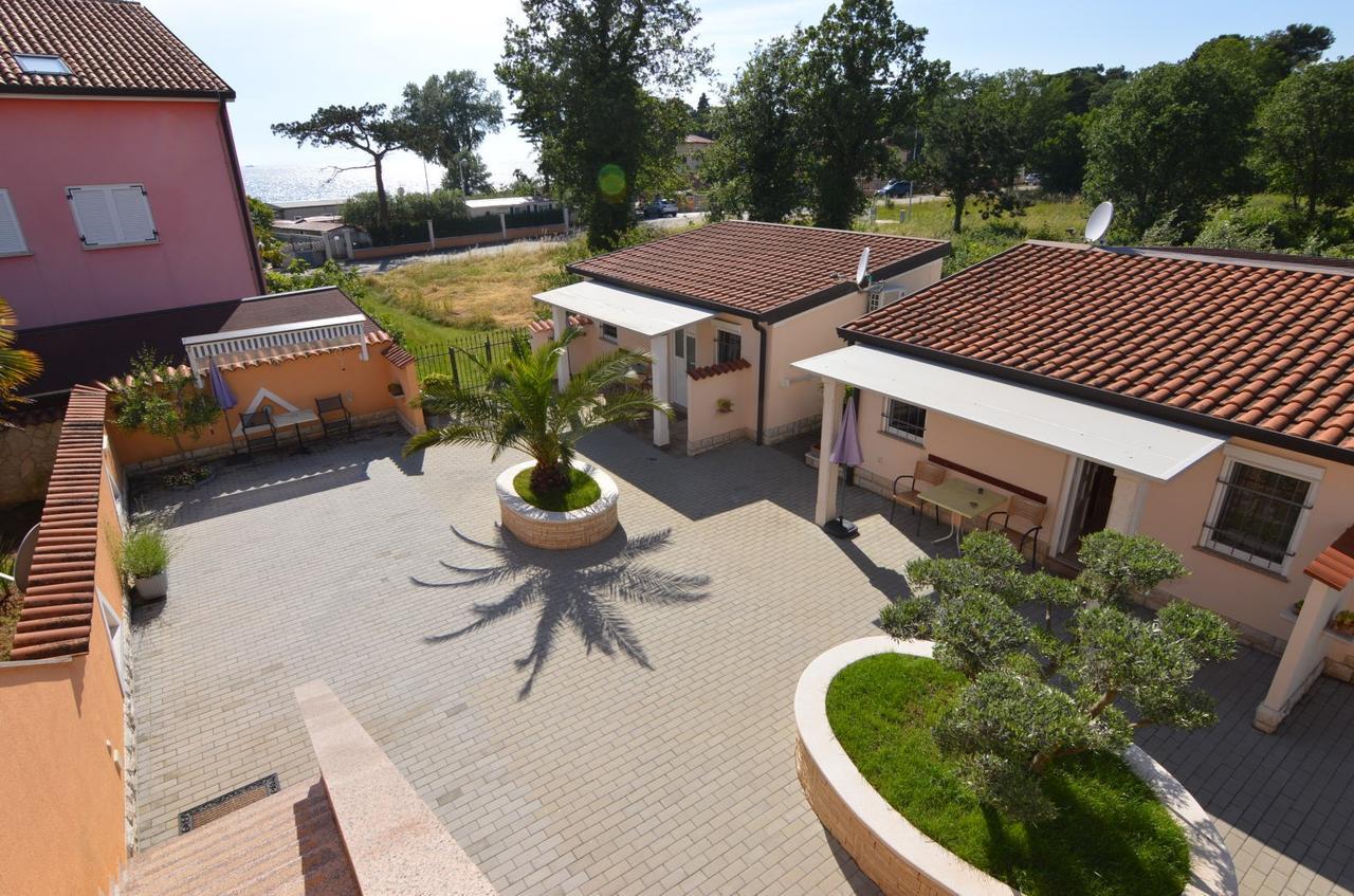 Apartmani Dekovic Materada Пореч Номер фото