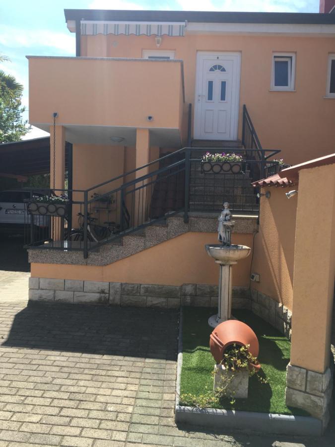Apartmani Dekovic Materada Пореч Экстерьер фото